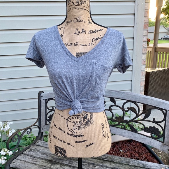 Basic gray tee - Picture 2 of 4